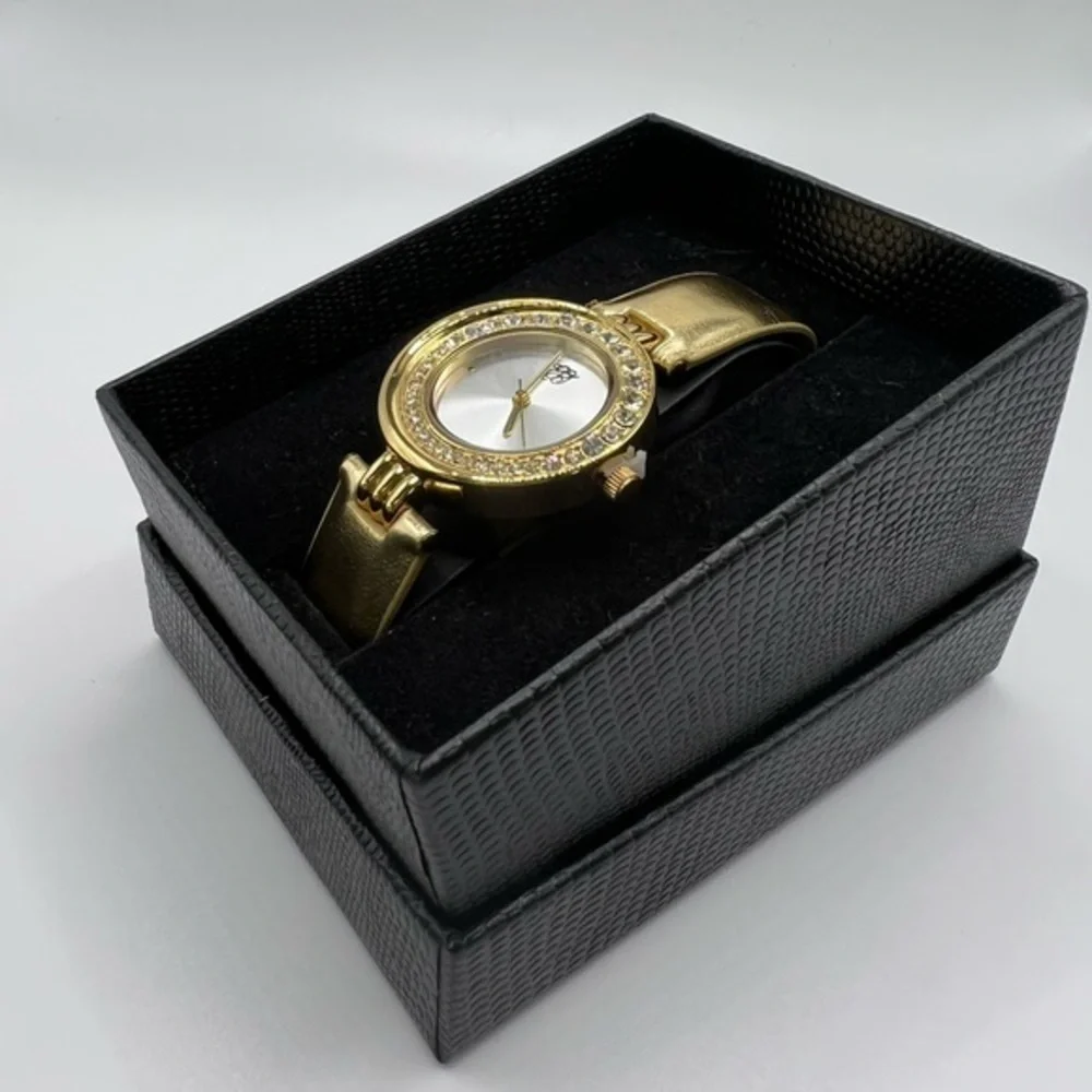 Elizabeth Taylor White Diamonds Gold Tone Watch Rhinestone Bezel NIB